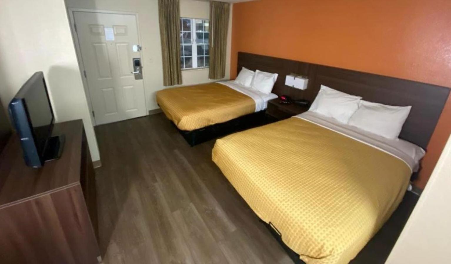 Suburban Studios Winston-Salem Near Hanes Mall Екстер'єр фото