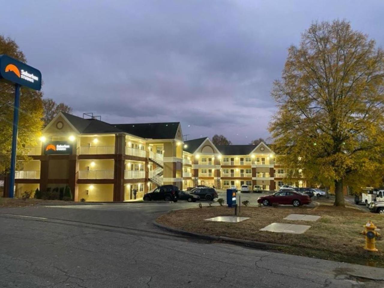 Suburban Studios Winston-Salem Near Hanes Mall Екстер'єр фото