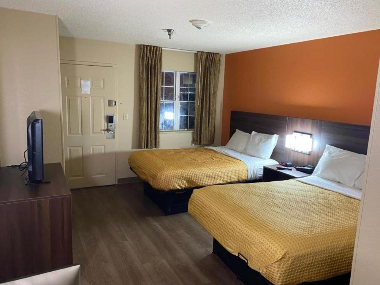 Suburban Studios Winston-Salem Near Hanes Mall Екстер'єр фото
