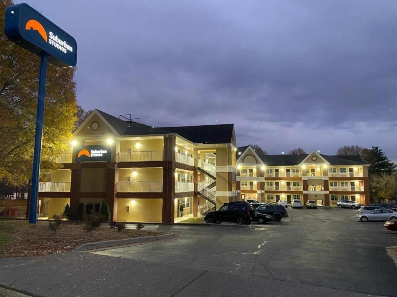 Suburban Studios Winston-Salem Near Hanes Mall Екстер'єр фото
